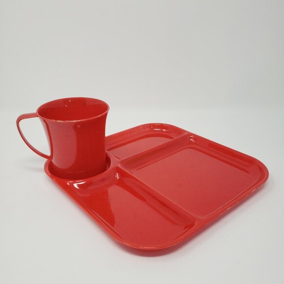 Beacon Plastic Picnic Plates Snack Trays Camping Dishes and Cups 12 pcs VINTAGE - Picture 2 of 12